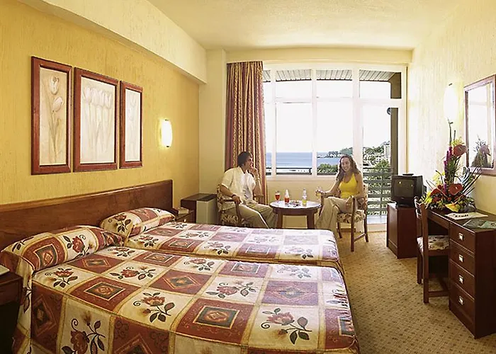 Palmira Cormoran Hotell Peguera